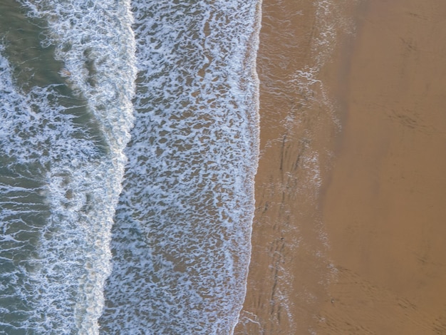 Luchtfotografie van de zee, stranden en golven