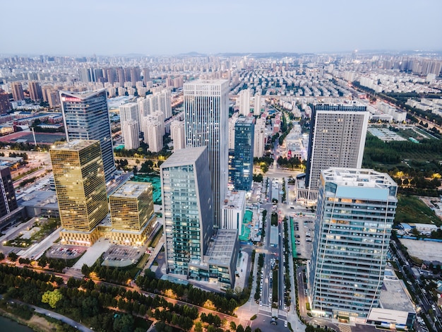 Luchtfotografie van modern stedelijk architectonisch landschap in Zibo, China