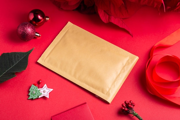 Luchtkussenenvelop voor kerstverzending met decor