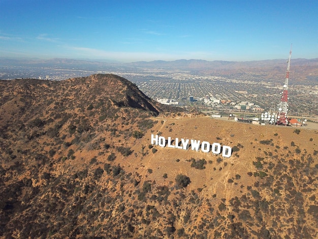 Luchtmening van hollywood-teken californië de v.s