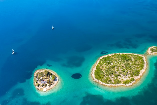 Luchtmening van Kornati-eilandarchipel bij zonsopgang Kornati National Park Croatia