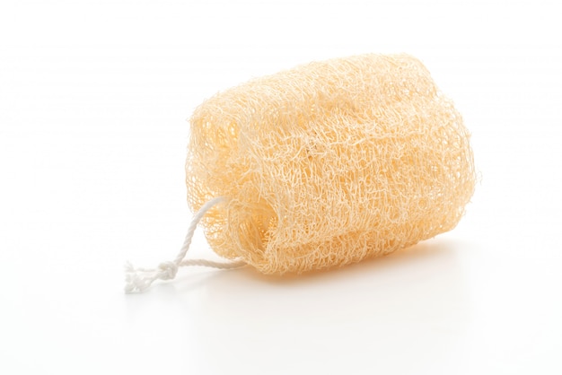 Foto luffa scrub su bianco