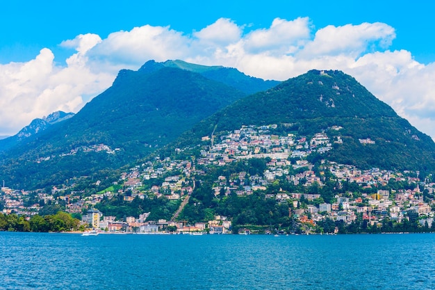 Lugano meer en stad Zwitserland