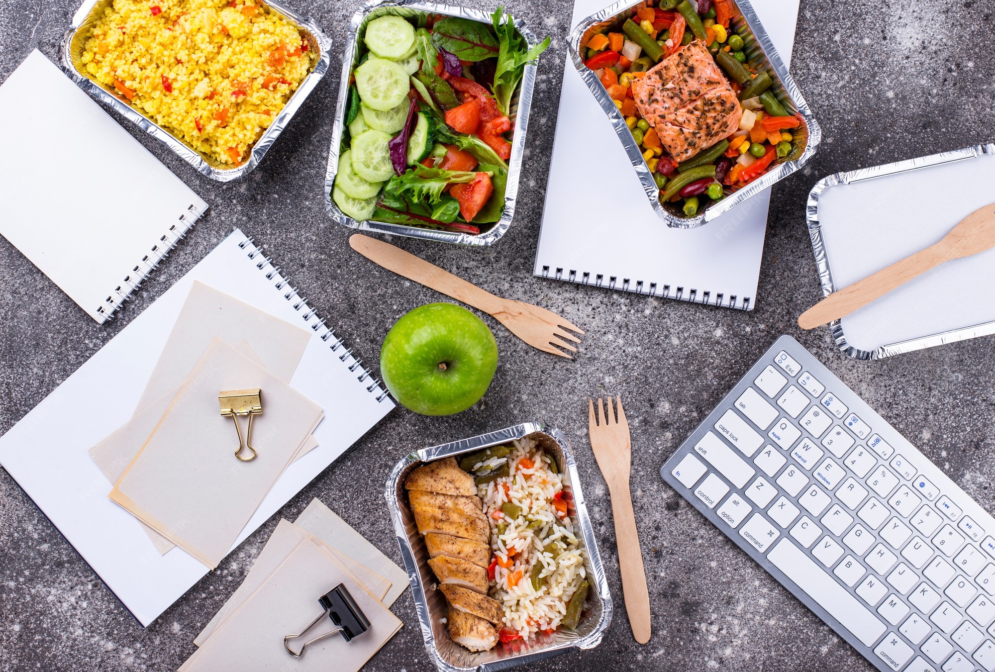 Premium Photo | Lunch time in office food delivery