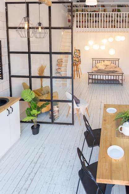 Luxe modern ontwerp van een gezellig klein studio-appartement in Scandinavische stijl