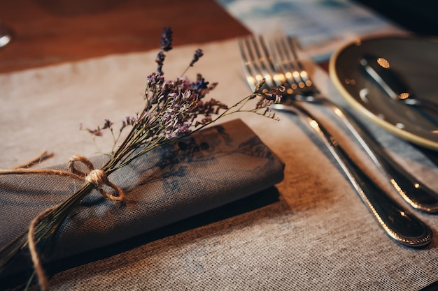 Foto luxe servies prachtige tafel in restaurant