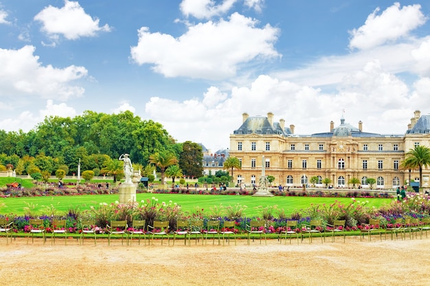 Foto luxemburg paleis in parijs, frankrijk.