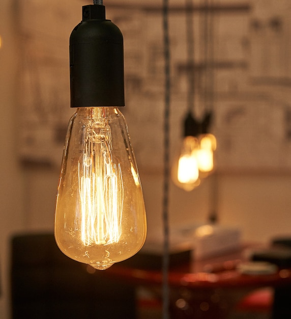 Роскошный красивый ретро декор лампы Эдисона.