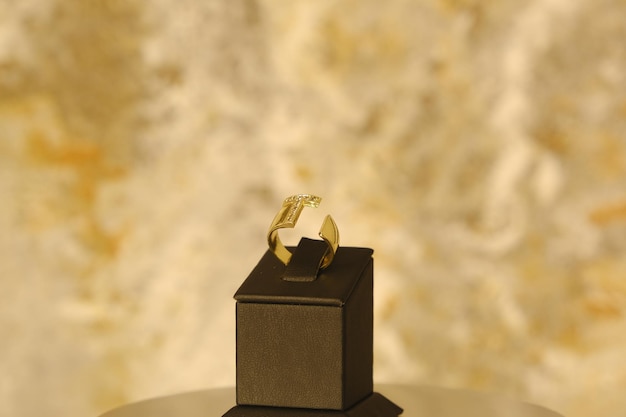 Foto gioielli d'oro e di diamanti di lusso