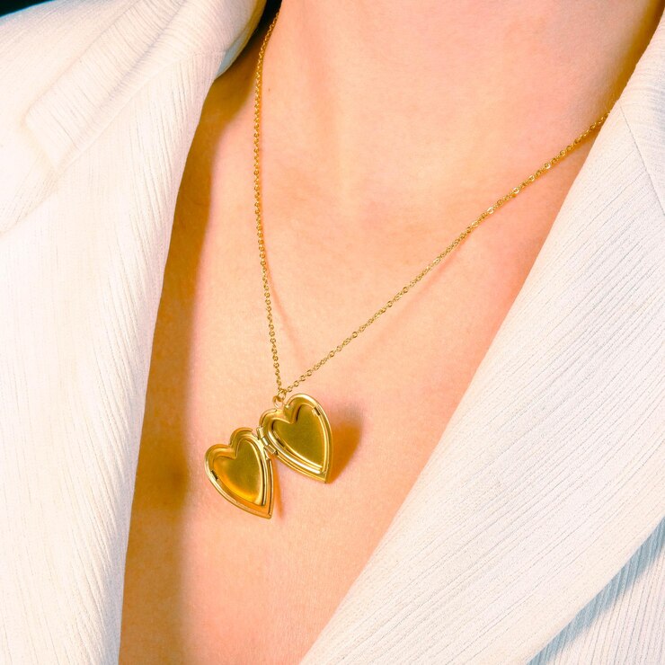 Luxury Gold and Diamond Jewelry