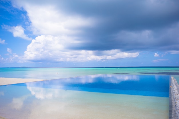 Luxury infinity swimming pool 