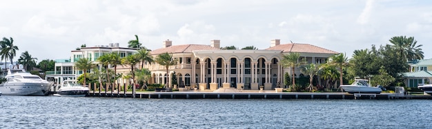 Luxury waterfront mansion in fort lauderdale