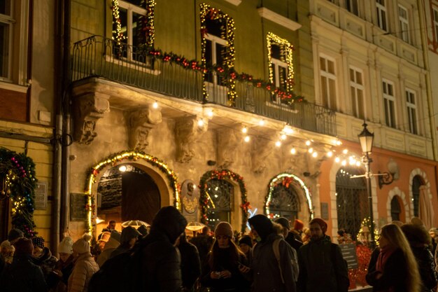 Lviv Oekraïne 25 december 2021 kerstmarkt in het centrum