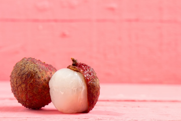 Lychee fresh on pink wood