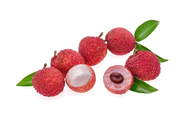 Foto litchi isolati su sfondo bianco