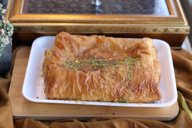 maamoul arabian Sweets basbousa english cake qatayef