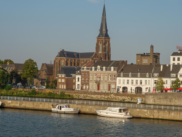 Maastricht aan de rivier de Maas