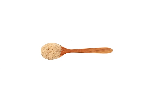 Maca gegelatineerd meel Macapoeder in houten lepel Peruaans superfood natuurlijk biologisch supplement