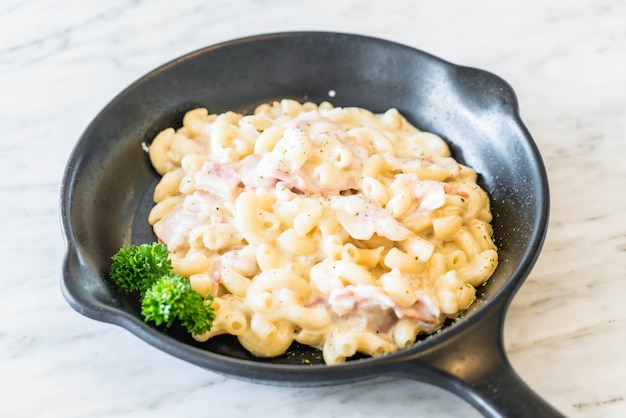 macaroni met ham en kaas