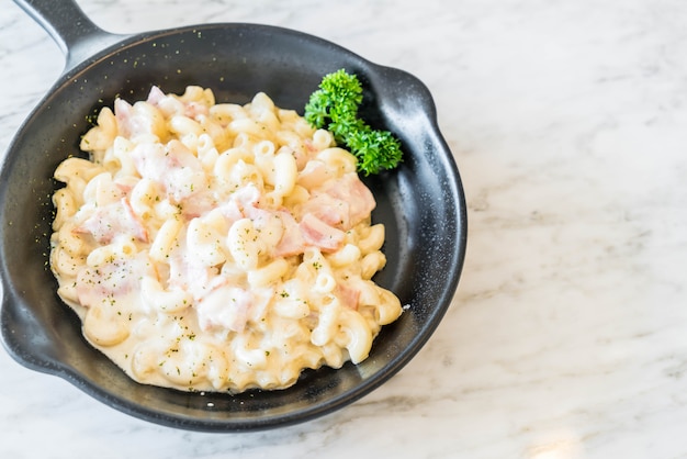 macaroni met ham en kaas