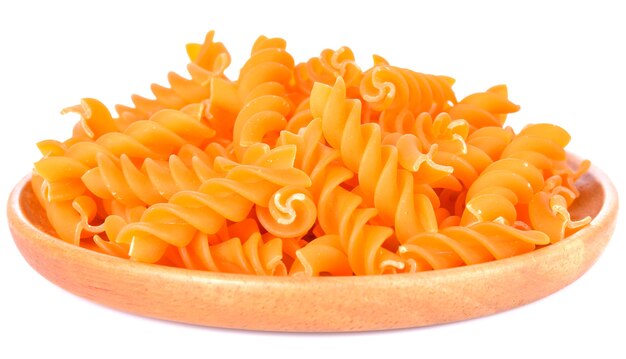 Macaroni op een wit