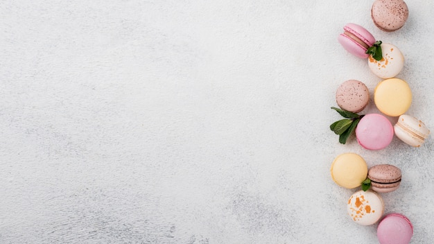 Photo macarons with mint and copy space