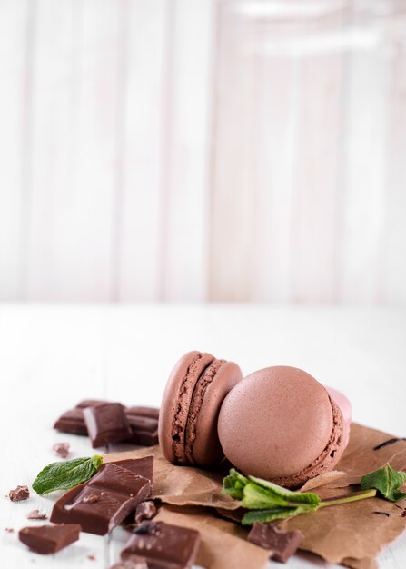 Macaroons with chocolate