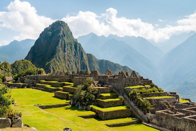 Machu picchu inca-ruïnes in peru, zuid-amerika