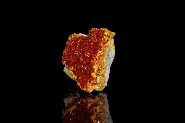 Macro Minerale Steen Orpiment op Zwarte Achtergrond