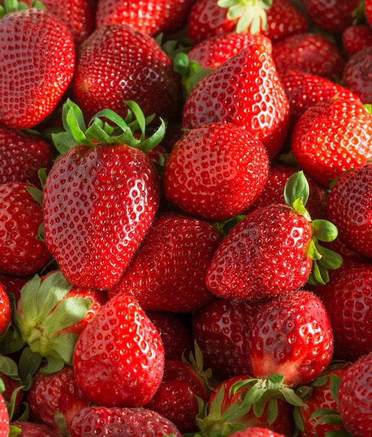 Foto macro-opname op een groep aardbeien, ideaal voor achtergronden