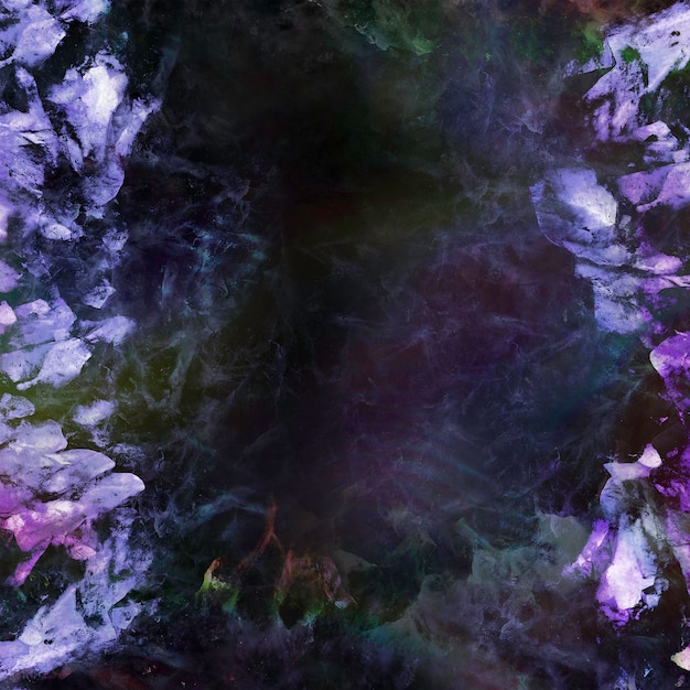 天然鉱物のマクロ撮影-緑と紫の蛍石の結晶。