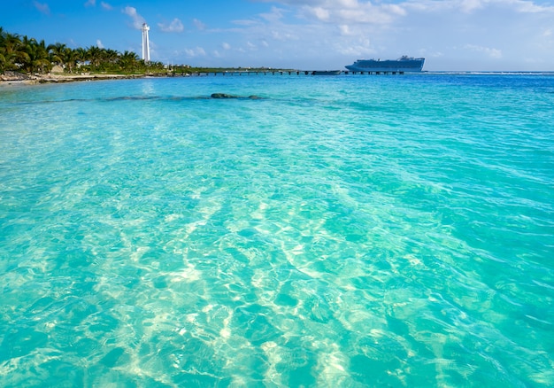 Photo mahahual caribbean beach in costa maya