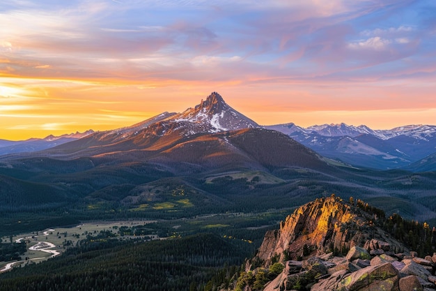 Photo a majestic mountain peak bathed in golden light