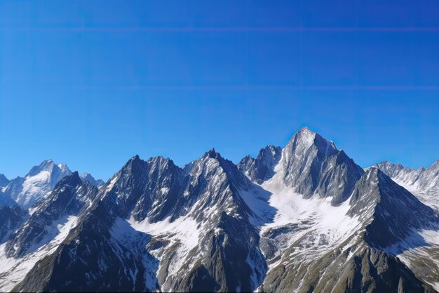 生成 AI で作成された雄大な山脈と頭上に澄んだ青空