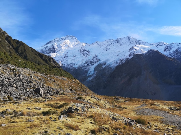 Photo majestic mountains in aoraki mount cook national park new zealand