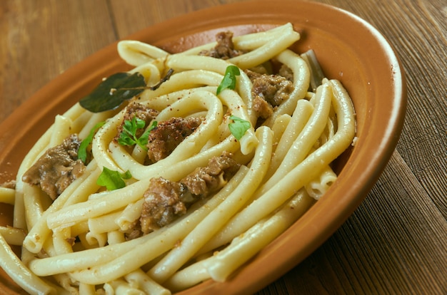 Makarony po flotski - Soviet version Maccheroni with beef and spices