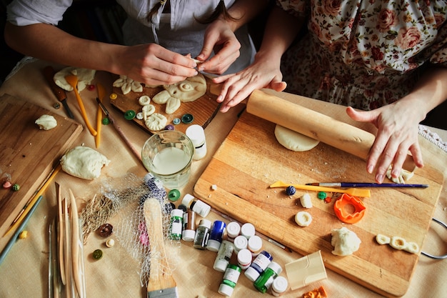 Make a handmade dough