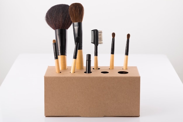 The make up Brush in storage on table