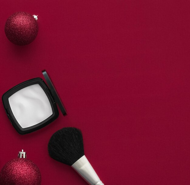 Make-up en cosmetica product set voor beauty merk Kerst verkoop promotie luxe wijn flatlay achtergrond als vakantie ontwerp