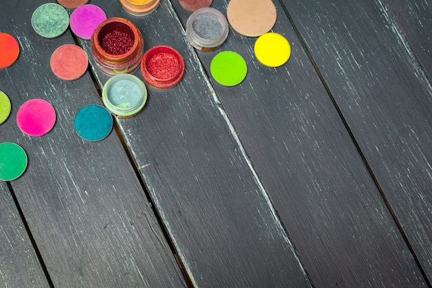 Foto palette di ombretti colorati per il trucco