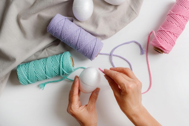 Making Easter eggs from multicolored threads Handmade amigurum3i