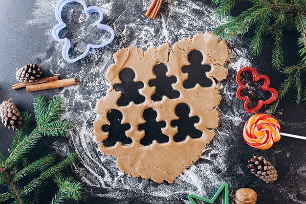 Making ginger pastry, cookie cutters