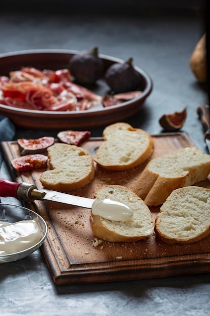 Fare panini al prosciutto