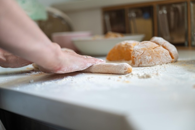 自家製ニョッキ餃子作り