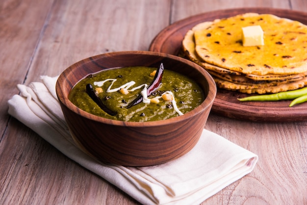 Makki di roti en sarson ka saag