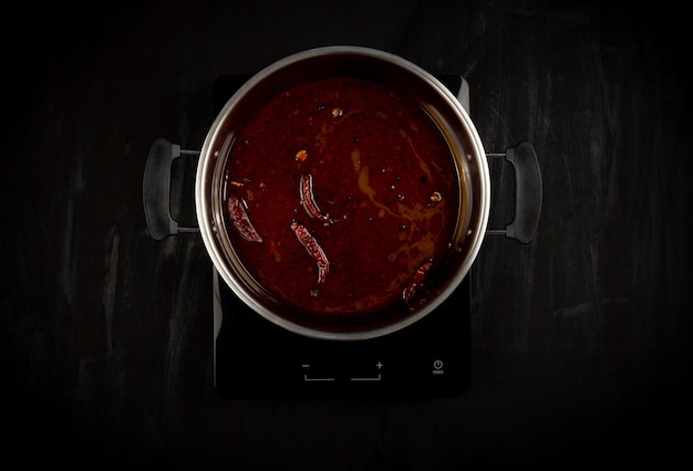 Photo mala shabu soup on a black background