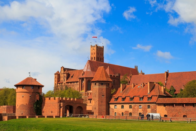 폴란드의 포메 라니아 지역에서 Malbork 성입니다.