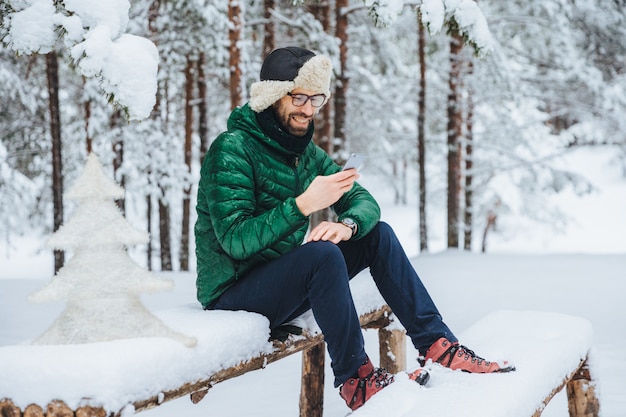 Man draagt warme winterkleren