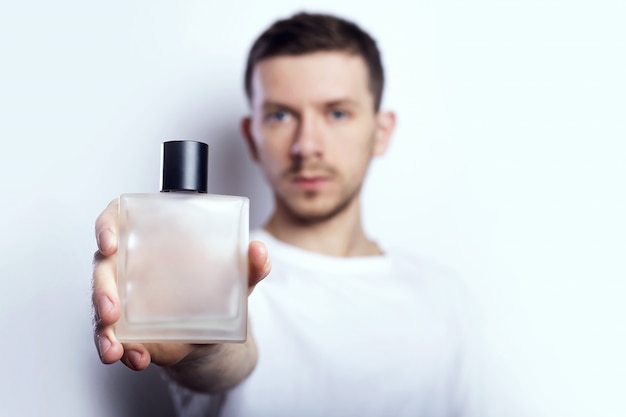 Man en parfum