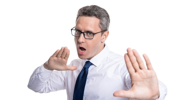 Foto uomo che fa gesti isolato su uomo bianco che fa gesti in studio uomo che fa gesti sullo sfondo